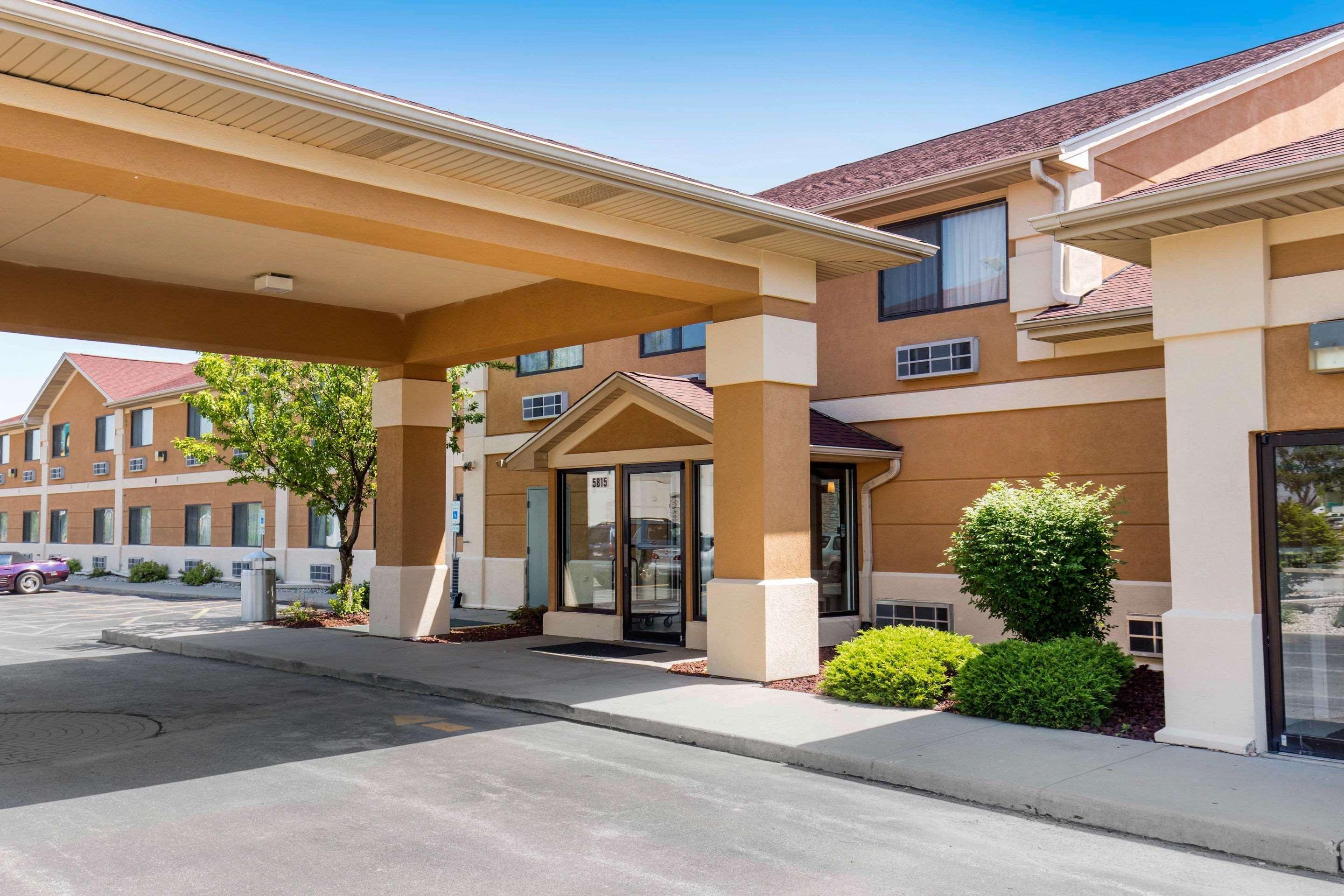 Quality Inn Monee I-57 Bagian luar foto